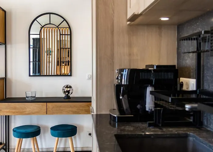 Casa Nostra : Bienvenue Chez Nous ! *